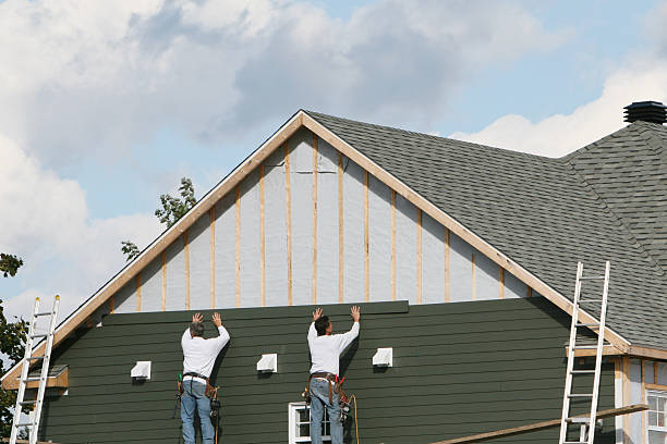 Professional Wood Siding technician working in New London, CT